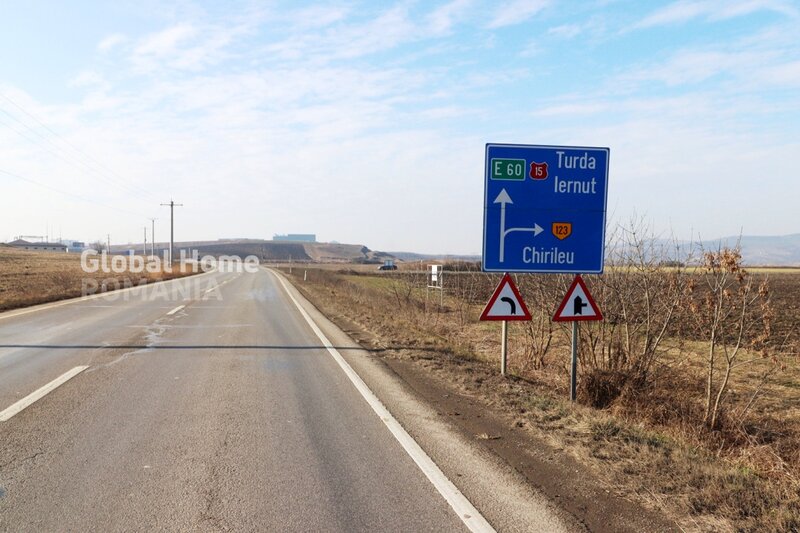 Mures Teren 37.500 Mp-DN 15 Autostrada Transilvania - Mures